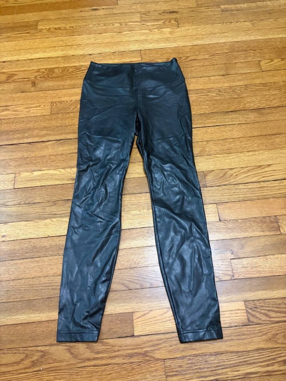 White House Black Market Runway Leggings Black Faux Leather Size 8 Skinny Pants